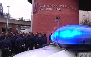 Manifestion de policiers à Bobigny